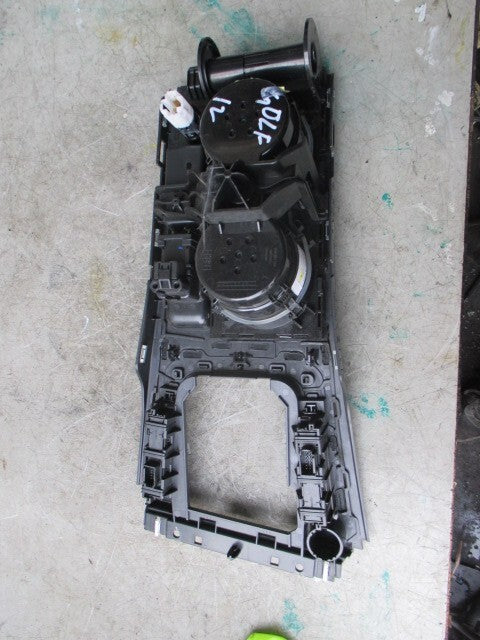 2012 VW GOLF MK7 CENTRE CONSOLE CUP HOLDER 5G2863245F
