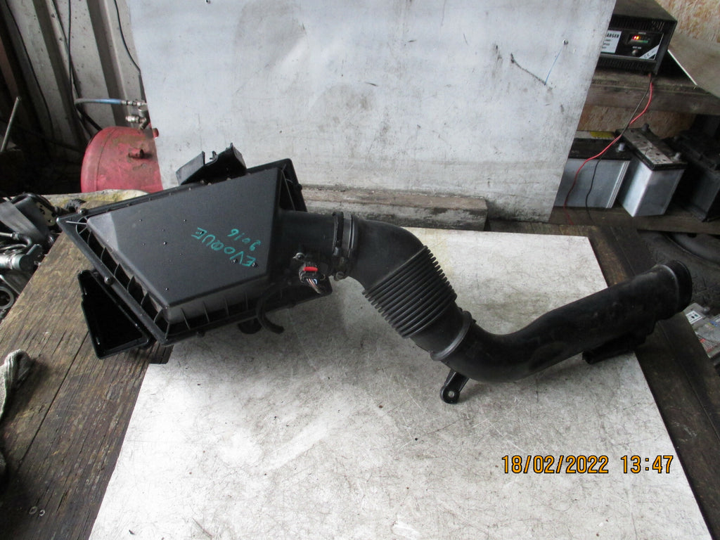LAND RANGE ROVER EVOQUE 2016 AIR FILTER BOX PIPE MAF BJ32-9600-AD DAMAGED TAB