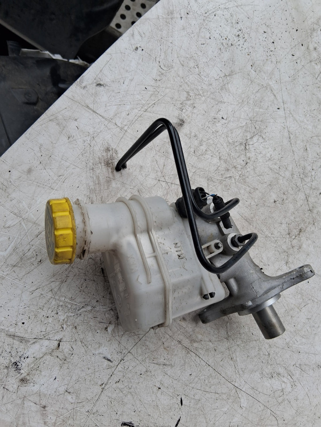 2015 FIAT 500 LOUNGE 1.2 PETROL BRAKE MASTER CYLINDER 32069666