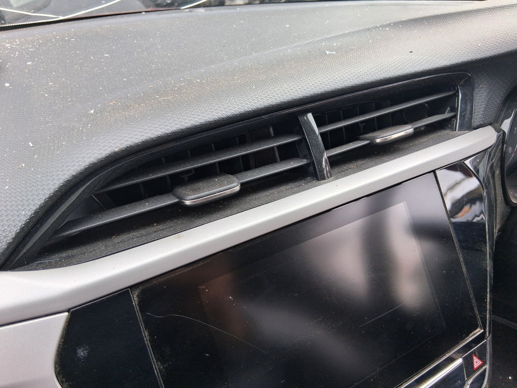 2020 VAUXHALL CORSA F HATCH MIDDLE DASH AIR VENTS