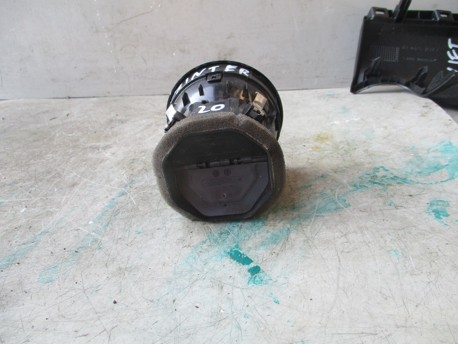2020 MERCEDES SPRINTER DASHBOARD MIDDLE AIR VENT A9108303201