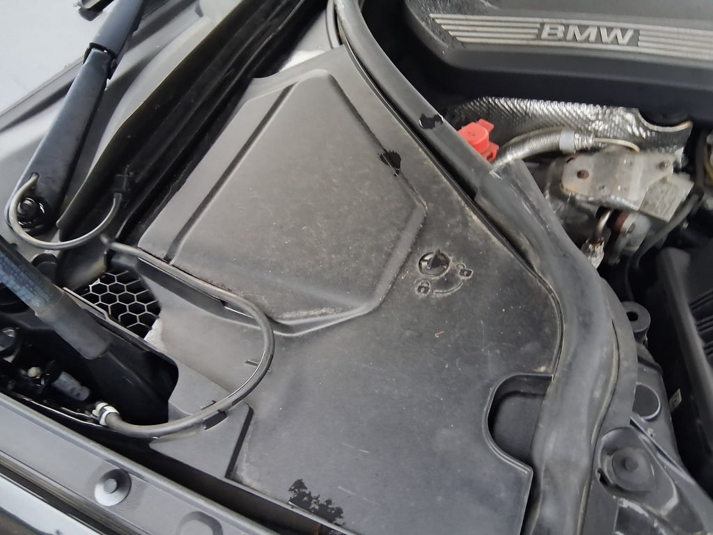 BMW 3 SERIES G20 2019 OS DRIVER SIDE FRONT ENGINE BAY TRIM 7427849