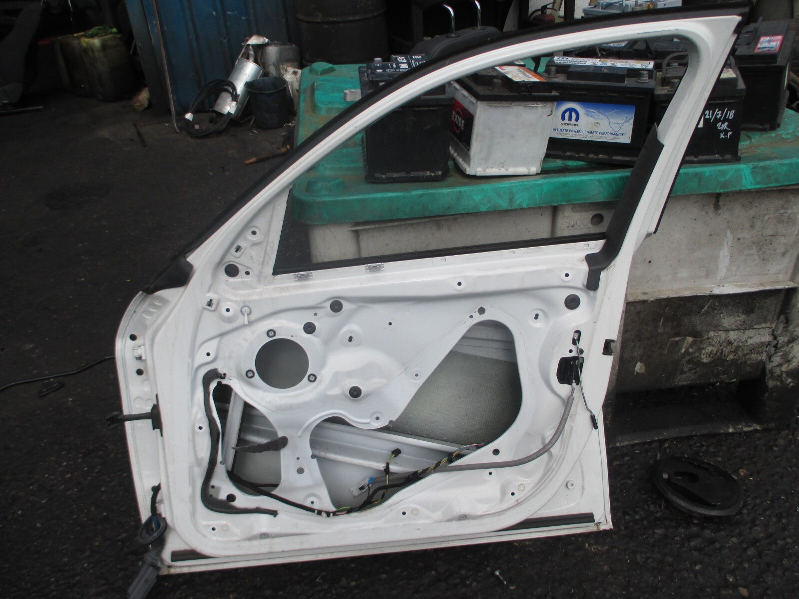 BMW 1 SERIES F20 LCI 2015 DRIVER SIDE FRONT BARE DOOR WHITE 300