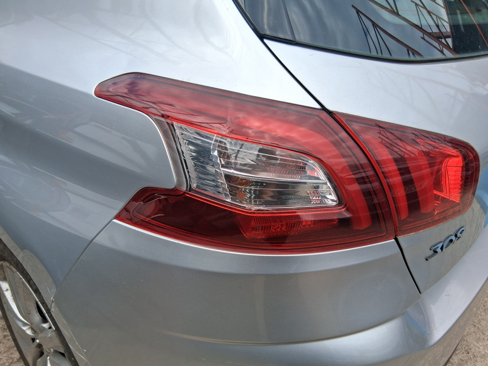 2014 PEUGEOT 308 MK2 HATCHBACK NSR PASSENGER SIDE REAR OUTER TAIL LIGHT LAMP