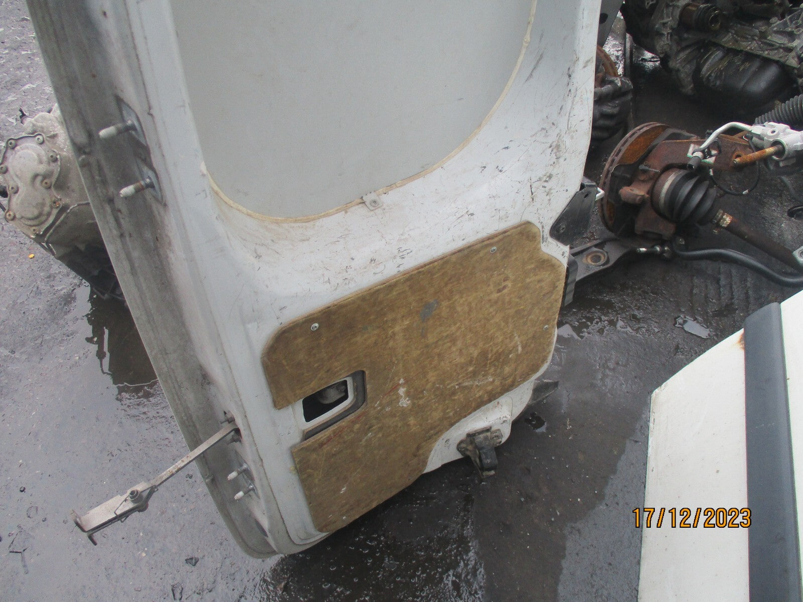 2010 RENAULT KANGOO MK2 OSR DRIVER SIDE REAR DOOR COMPLETE WITH GLASS WHITE