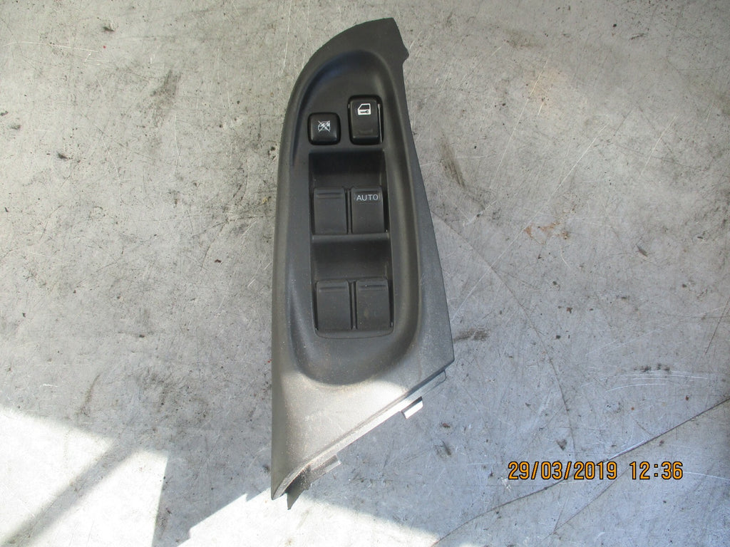 NISSAN ALMERA 2003 OSF DRIVER SIDE FRONT WINDOW CONTROL SWITCH PANEL 9664981980