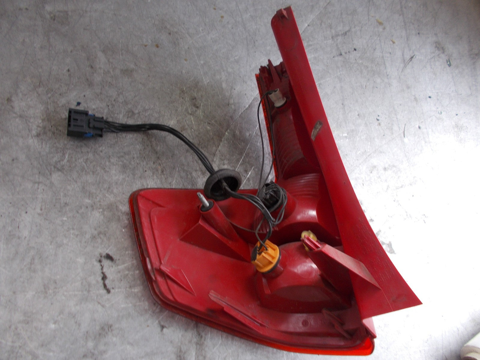 CITROEN C4 PICASSO MK1 2007 DRIVER SIDE OFF SIDE REAR LIGHT 965586398001 OSR