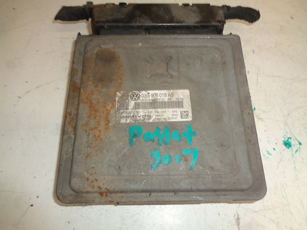 VW VOLKSWAGEN PASSAT 2003 2.0 TDI ECU ENGINE CONTROL UNIT 03G906018AS