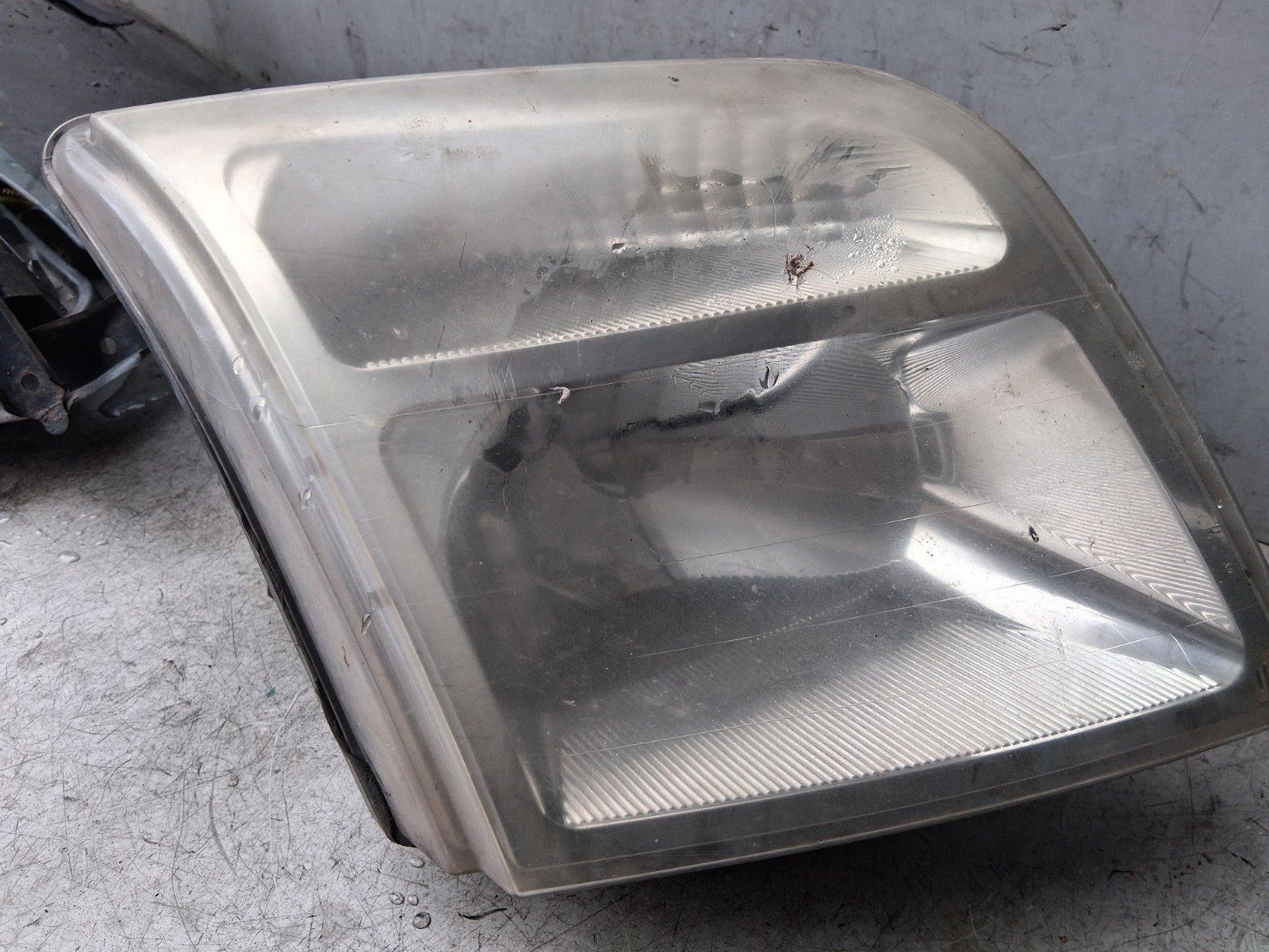2011 FORD TRANSIT CONNECT MK1 OSF DRIVER SIDE FRONT RIGHT HEADLIGHT 2T1413008DB