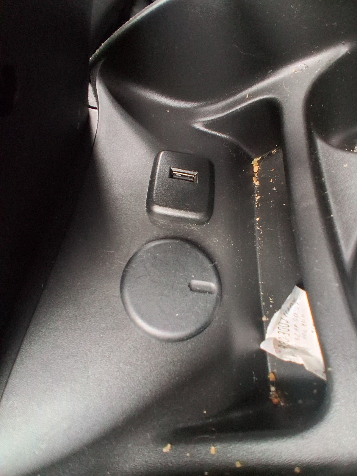 2019 VAUXHALL CORSA E CUP HOLDER USB PORT PLASTIC TRIM CENTER CONSOLE