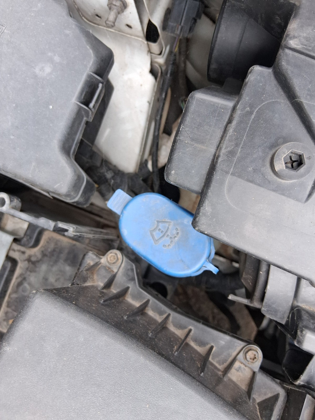 2015 FORD TRANSIT COURIER MK1 WINDSCREEN WASHER WATER BOTTLE TANK RESERVOIR
