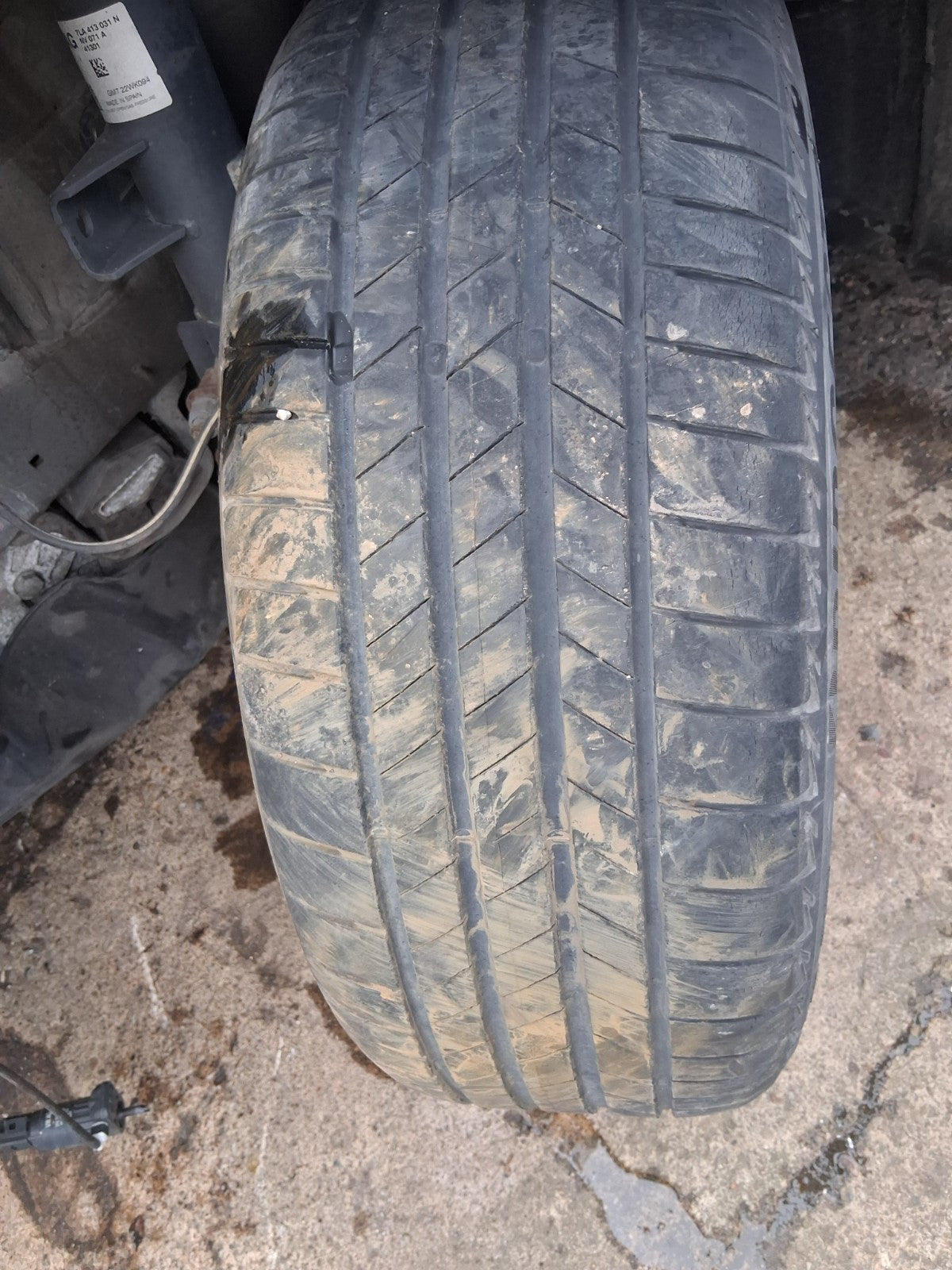 2023 VOLKSWAGEN CARAVELLE T6.1 17 INCH ALLOY WHEEL WITH TYRE 235/55R17