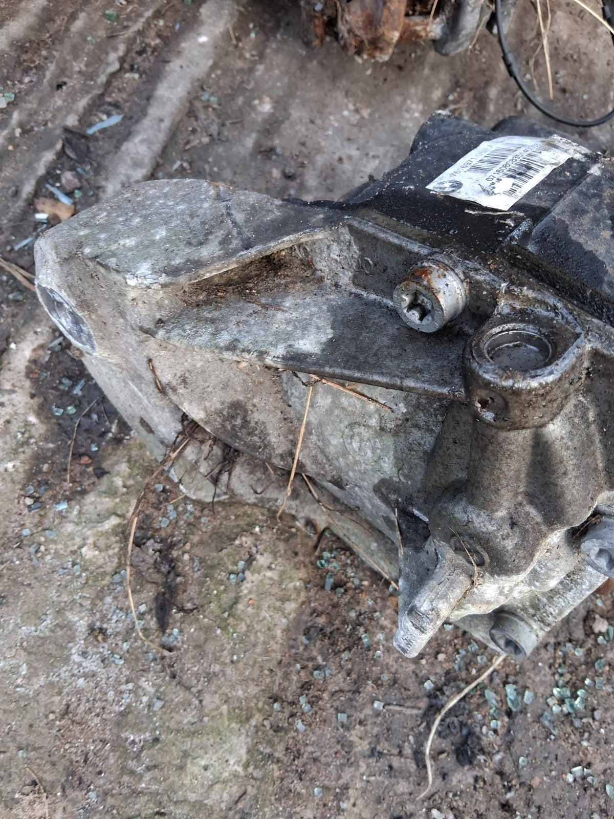 BMW 1 SERIES F20 2016 1.6 PETROL REAR DIFF DIFFERENTIAL RADIO 2:81 7616971