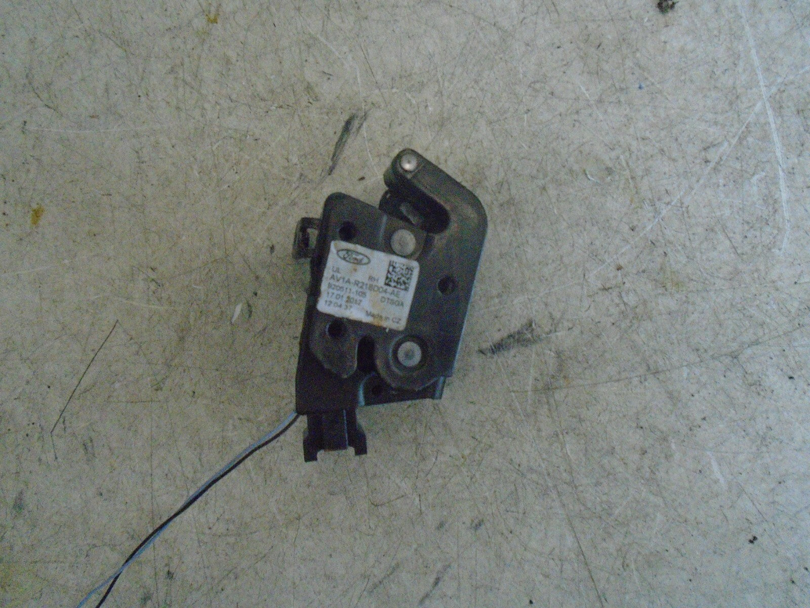 FORD B MAX 2017 OSF FRONT DRIVER SIDE DOOR LOCK AV1AR218D04