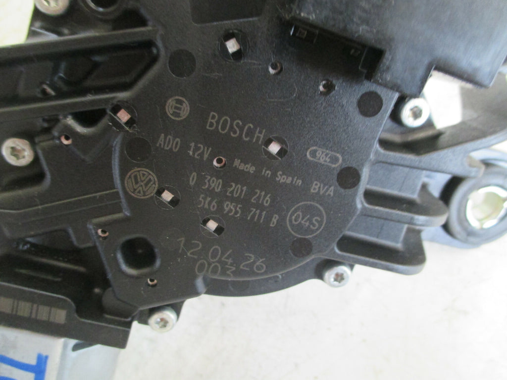 VW TOURAN 2010 - 14 REAR WINDSCREEN WIPER MOTOR 5K6955711B