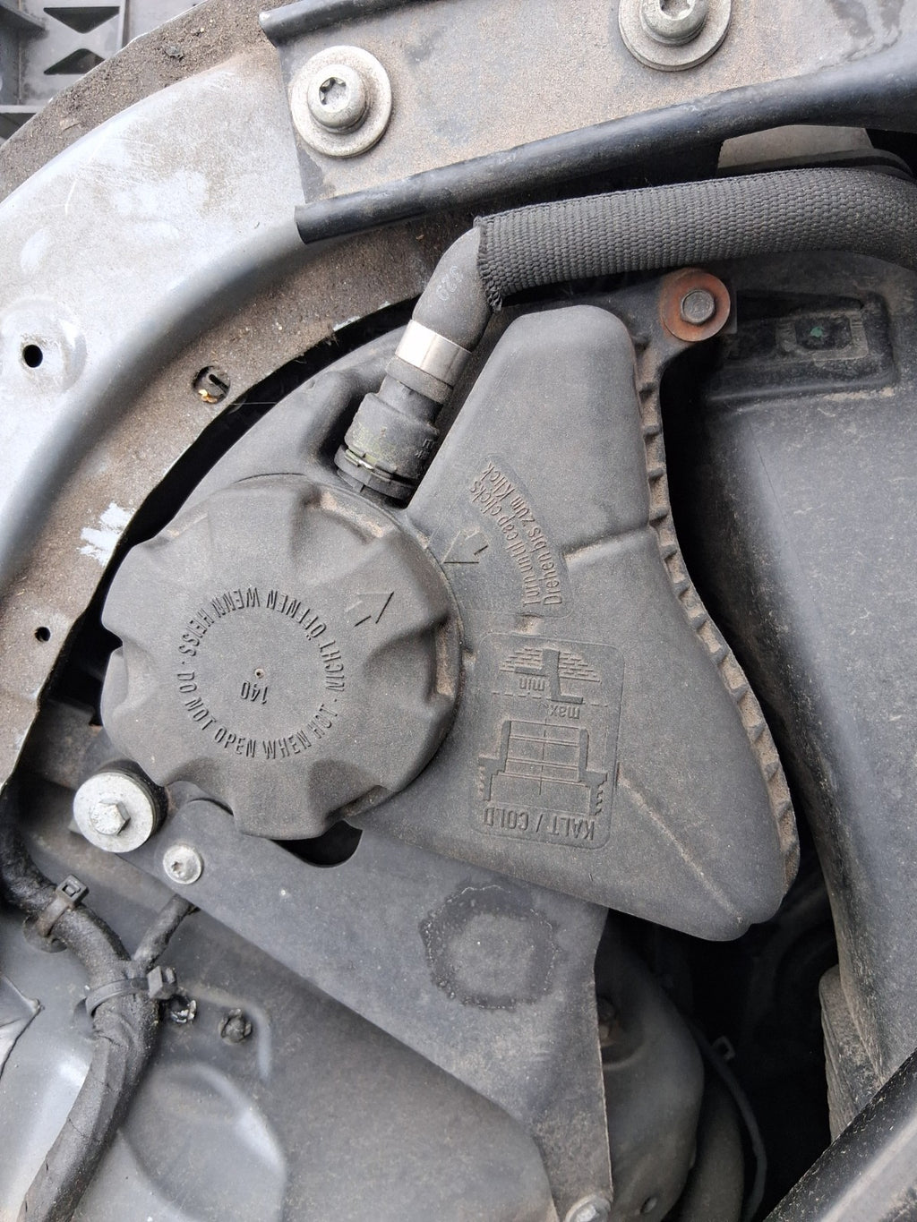 2010 BMW 5 SERIES F10 M SPORT 2.0 DIESEL COOLANT WATER EXPANSION TANK RESERVOIR