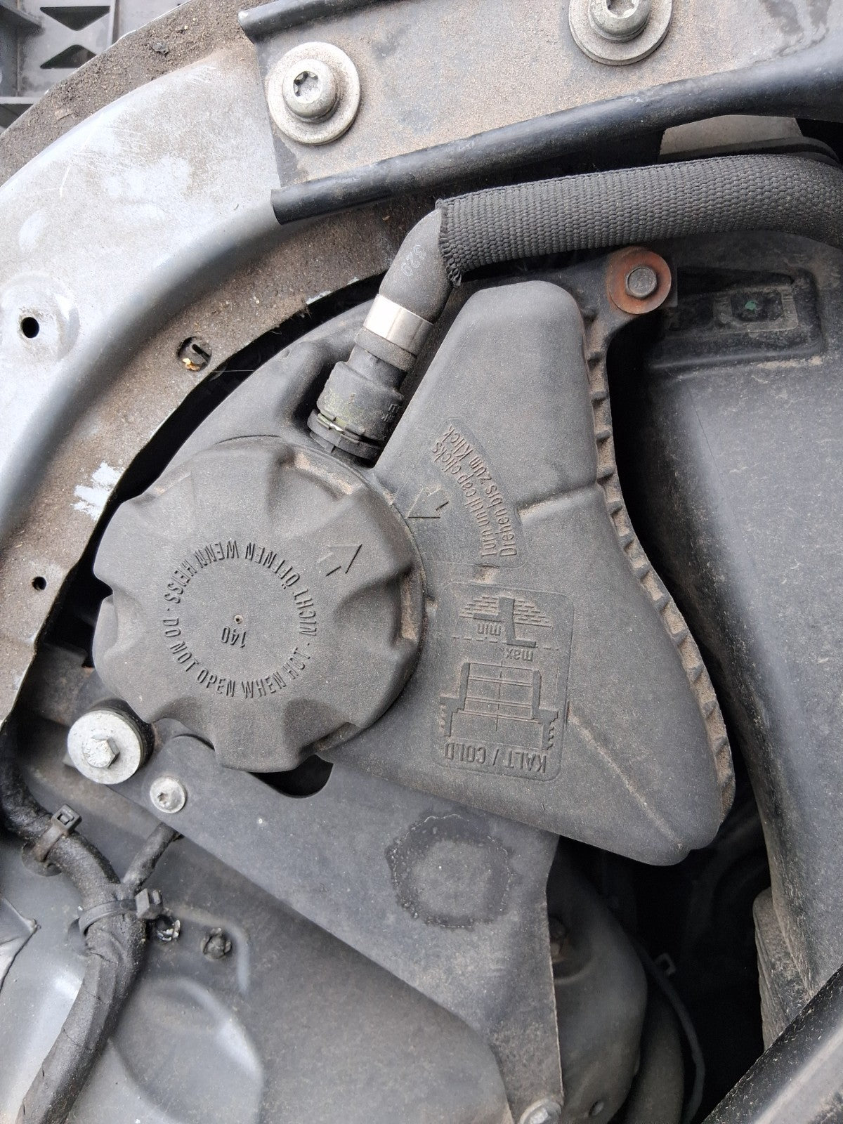 2010 BMW 5 SERIES F10 M SPORT 2.0 DIESEL COOLANT WATER EXPANSION TANK RESERVOIR