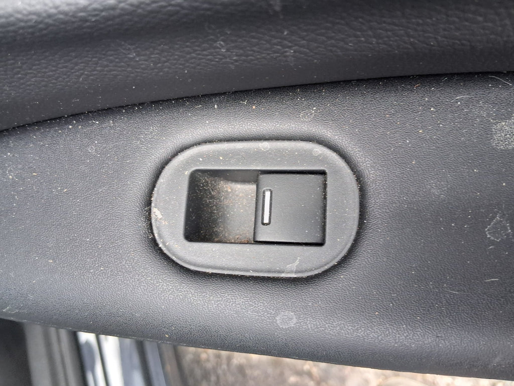 2020 HONDA HR-V FACELIFT OSR DRIVER SIDE REAR RIGHT WINDOW CONTROL SWITCH