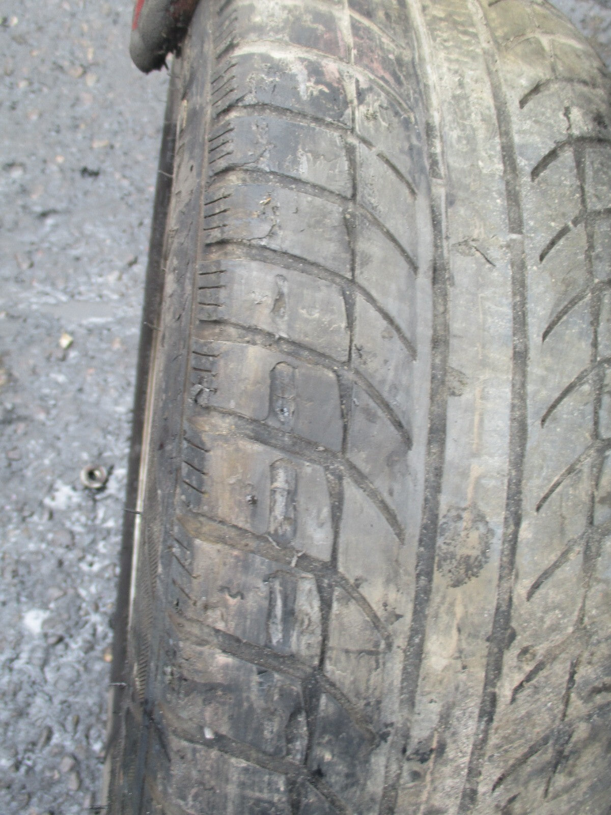 2015 NISSAN NOTE E12 ALLOY WHEEL WITH TYRE 185/65R15 REF 4