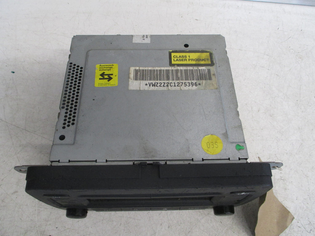 VW VOLKSWAGEN GOLF MK5 2005 RADIO CD PLAYER HEAD UNIT 1K0035186G