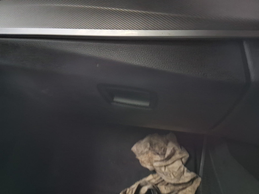 2010 BMW 5 SERIES F10 M SPORT FRONT DASHBOARD GLOVE BOX STORAGE COMPARTMENT