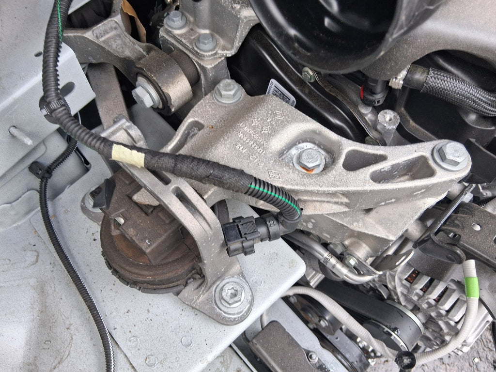 2024 RENAULT TRAFIC X82 2.0 DIESEL OSF DRIVER SIDE FRONT ENGINE MOUNT 112328493R