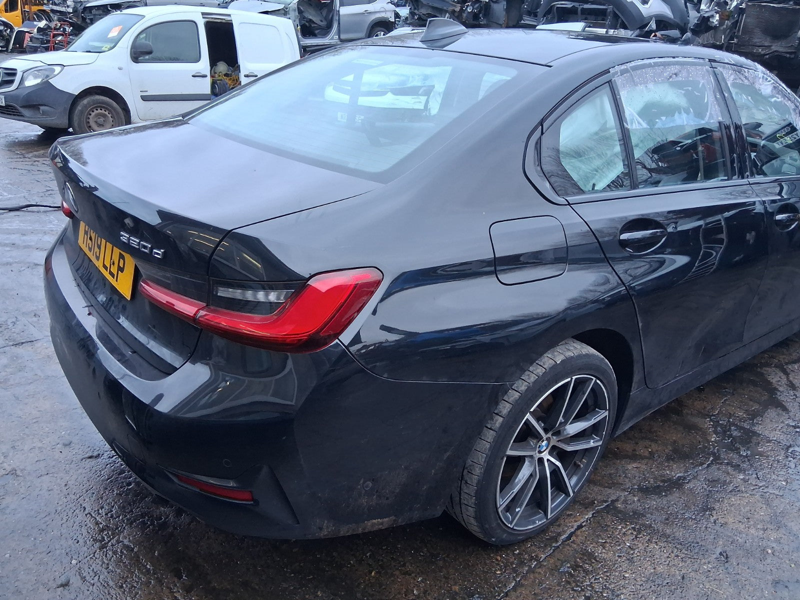 2019 BMW 3 SERIES SALOON G20 OSR DRIVER SIDE REAR QUARTER PANEL BLACK MET 475
