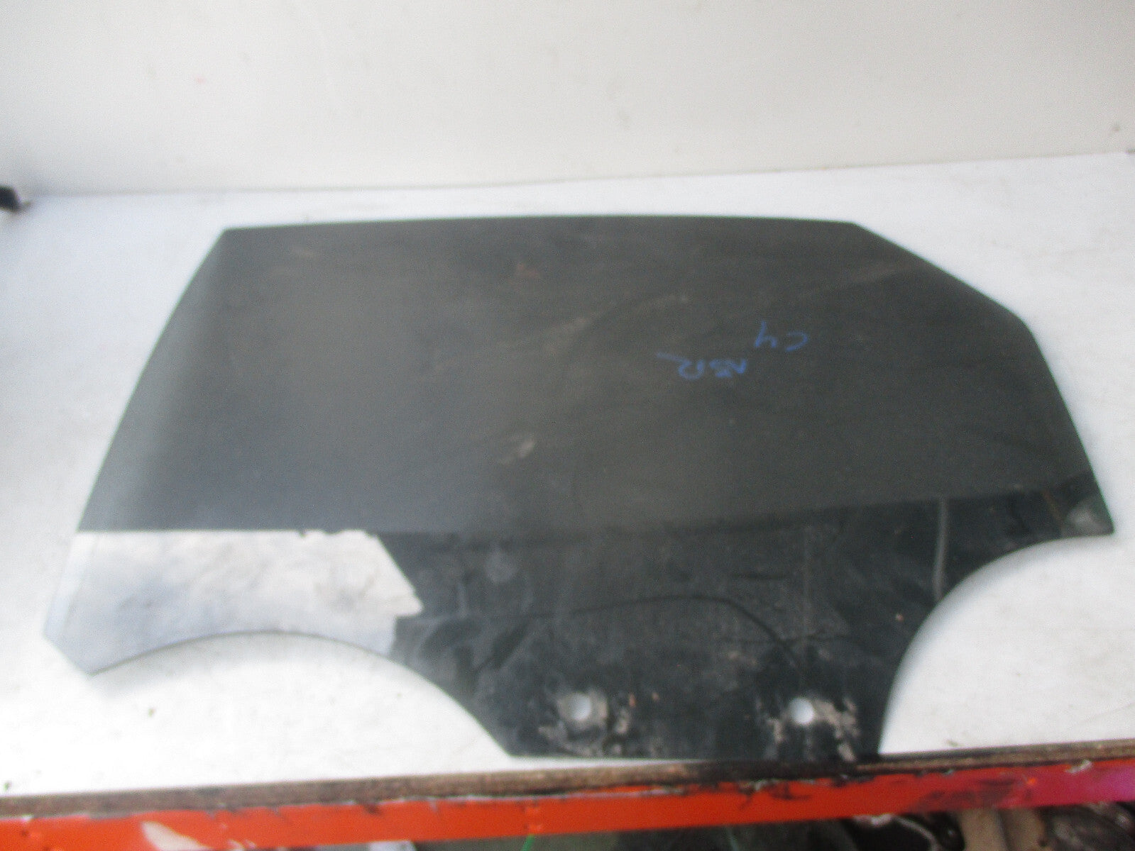 CITROEN C4 MK3 2021 NSF PASSENGER SIDE FRONT WINDOW GLASS