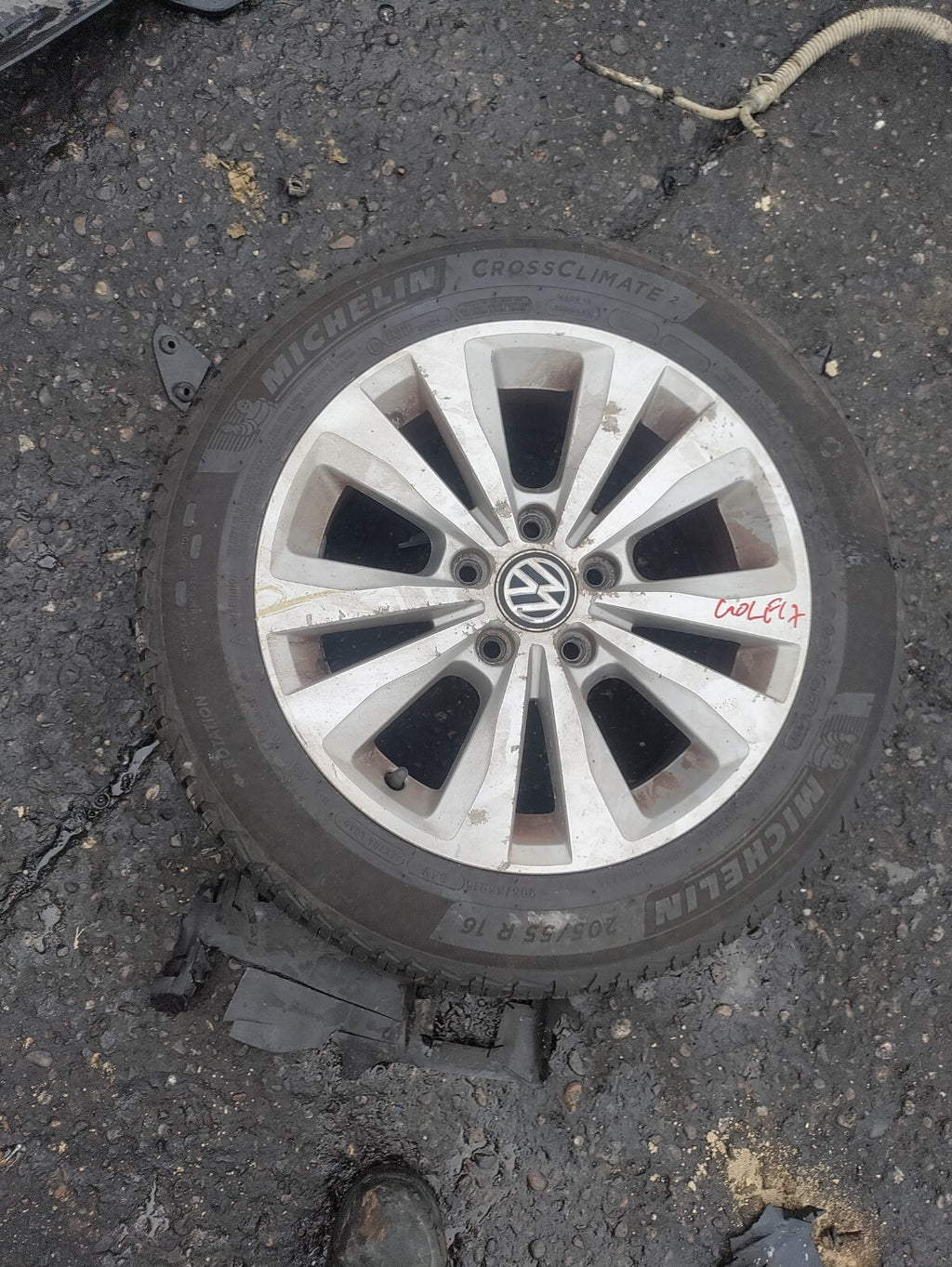 VW VOLKSWAGEN GOLF MK 7 7.5 2017 16 INCH ALLOY WHEEL WITH TYRE 205/55R16