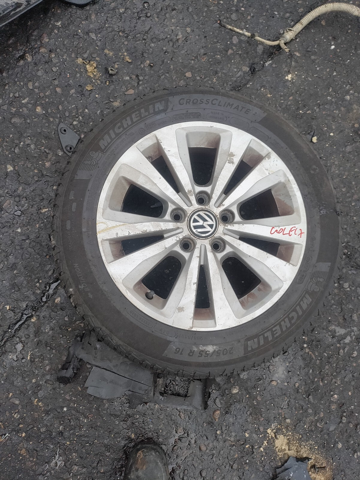 VW VOLKSWAGEN GOLF MK 7 7.5 2017 16 INCH ALLOY WHEEL WITH TYRE 205/55R16