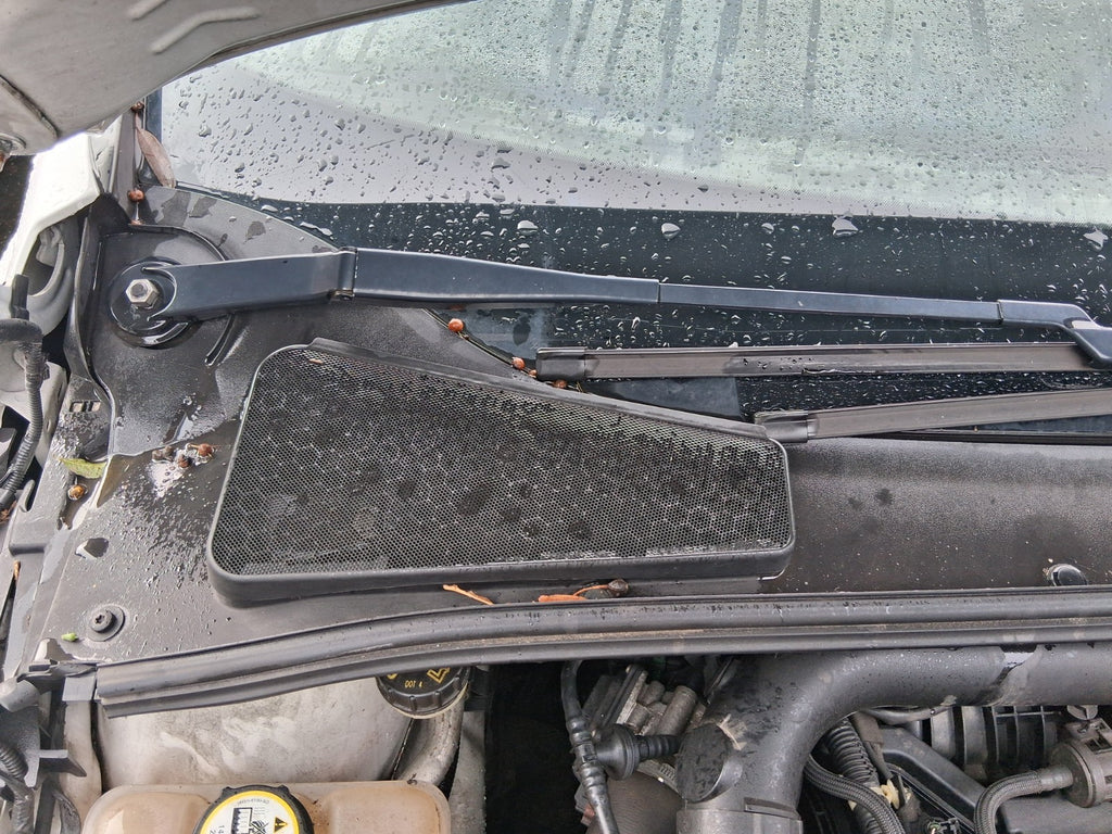 2017 FORD FOCUS MK3 ST LINE 1.0 PETROL FRONT WINDSCREEN WIPER MOTOR & LINKAGE