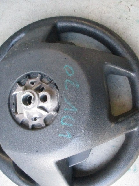 2020 LDV SAIC V80 MULTI-FUNCTION STEERING WHEEL C00099928