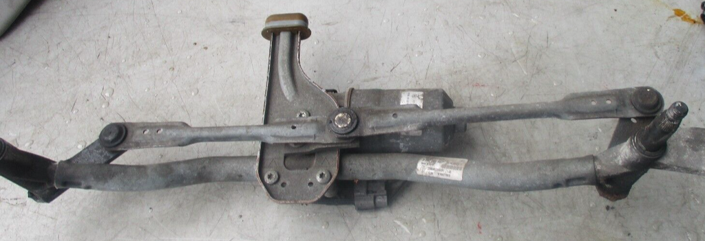2017 VAUXHALL VIVARO FRONT WIPER  MOTOR AND LINKAGE 0390243508