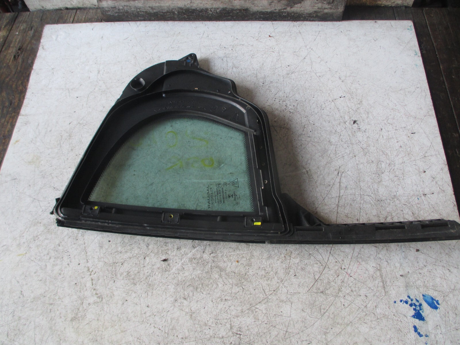JAGUAR XE 2015 5 DOOR OSR DRIVER SIDE REAR QUARTER WINDOW GLASS