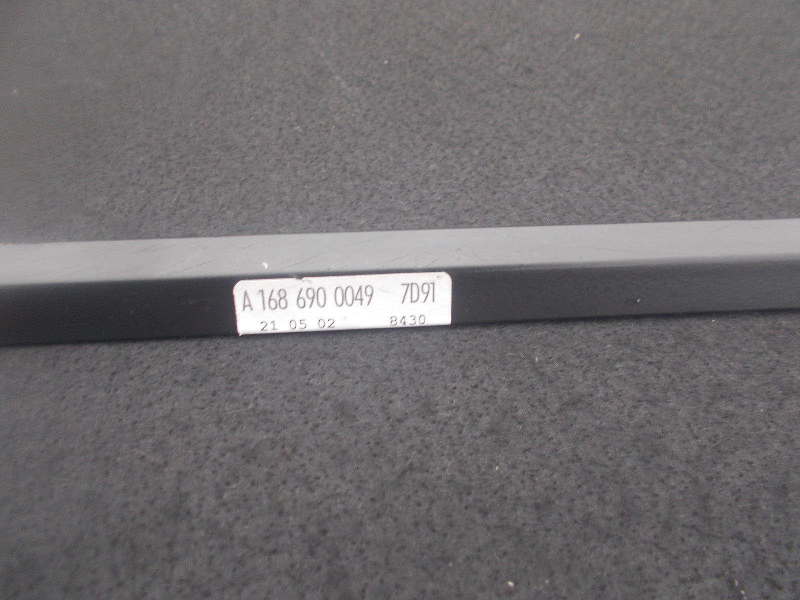 MERCEDES A CLASS W168 2003 PARCEL SHELF BOOT LOAD COVER A1686900049