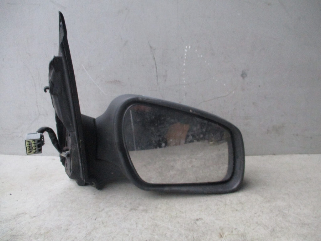 2007 FORD FOCUS MK2 HATCHBACK OSF DRIVER SIDE WING MIRROR CRACKED