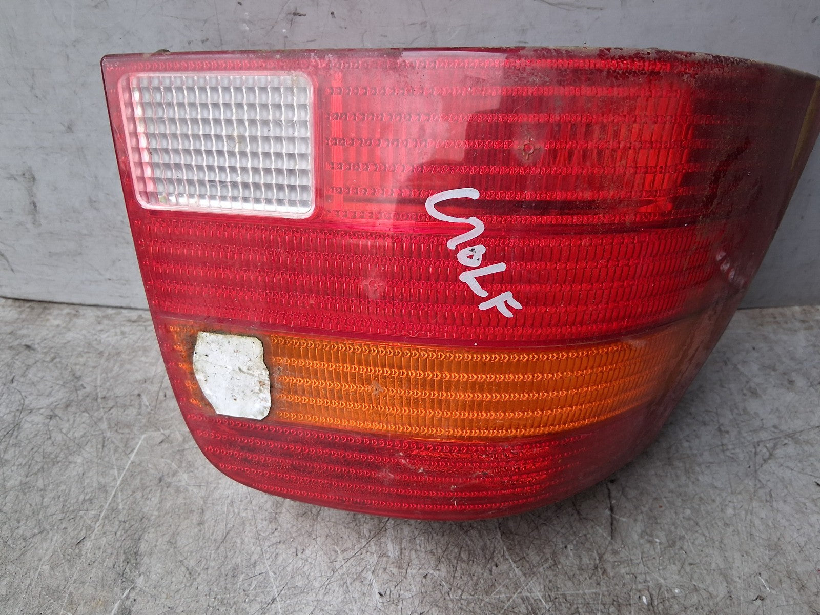 2002 VW VOLKSWAGEN GOLF MK4 NSR PASSENGER SIDE REAR LEFT TAIL LIGHT 1J6945095Q