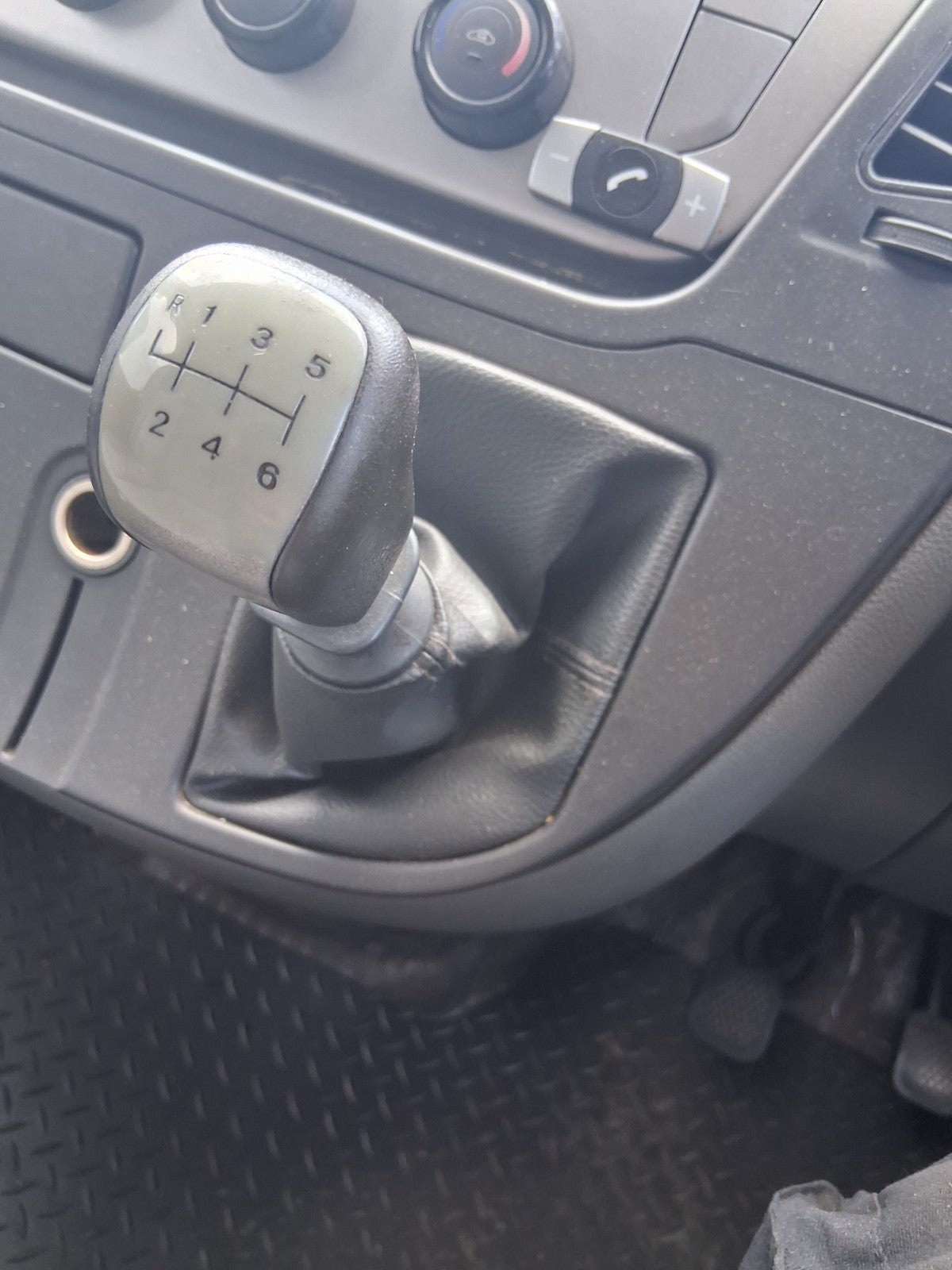 2020 SAIC LDV V80 MANUAL GEARSTICK GEAR STICK SELECTOR SHIFTER