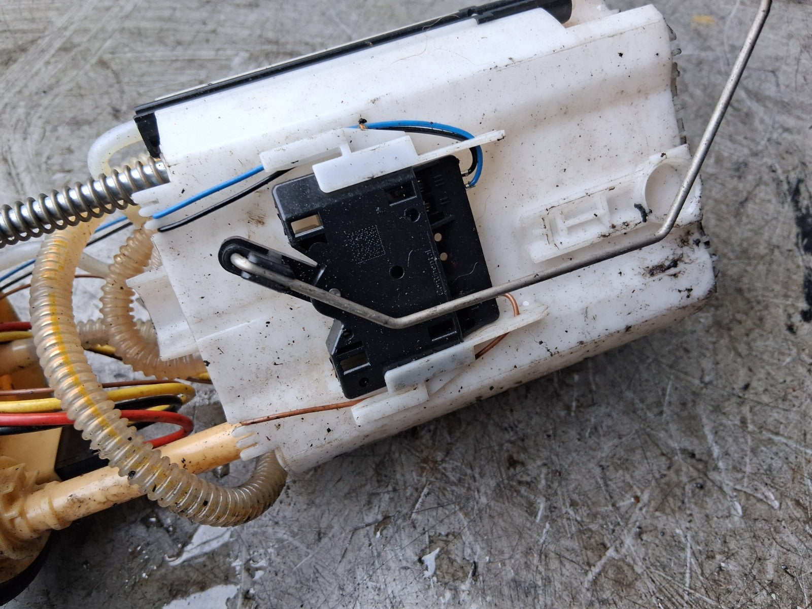 2022 VW VOLKSWAGEN CRAFTER MK2 2.0 TDI DIESEL FUEL SENDING PUMP 2N0919050D