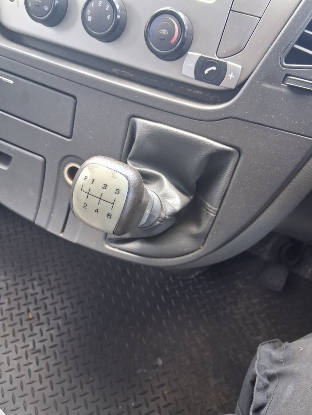 2020 SAIC LDV V80 MANUAL GEARSTICK GEAR STICK SELECTOR SHIFTER