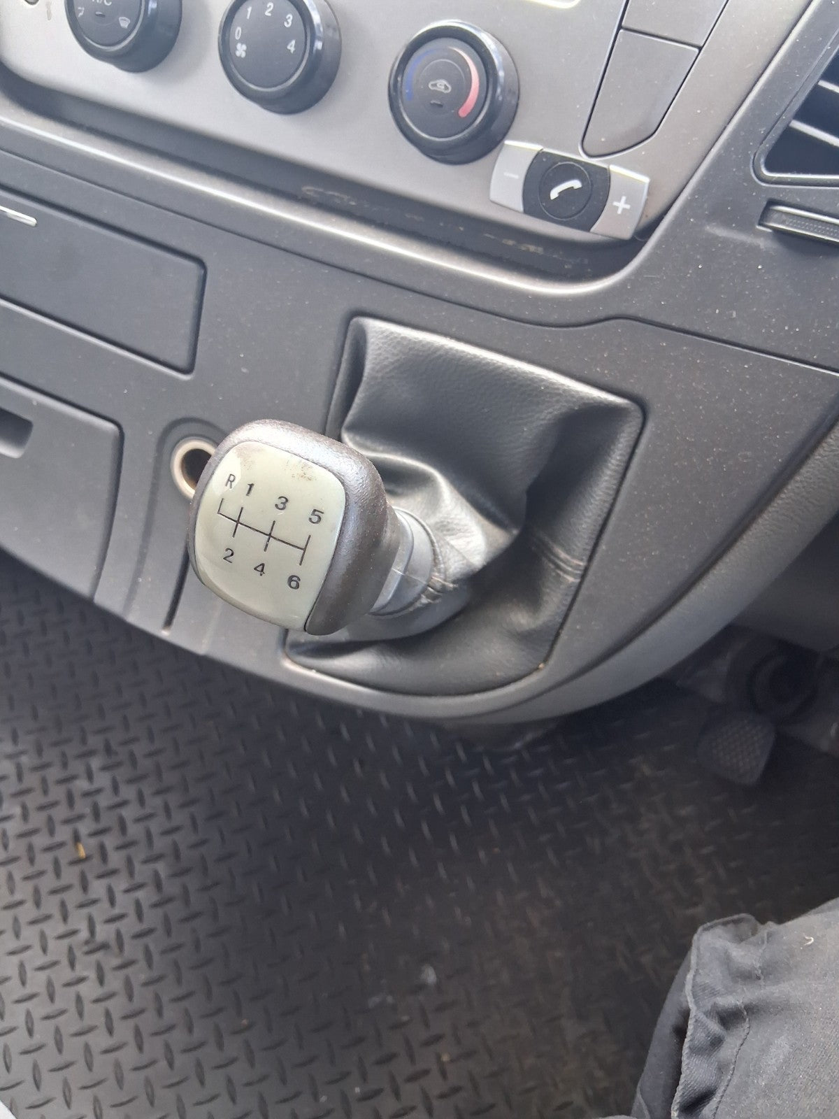 2020 SAIC LDV V80 MANUAL GEARSTICK GEAR STICK SELECTOR SHIFTER