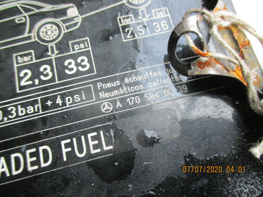 MERCEDES SLK 320 2000 R170 FACELIFT FUEL DOOR COVER CAP FLAP BLACK A1705840039
