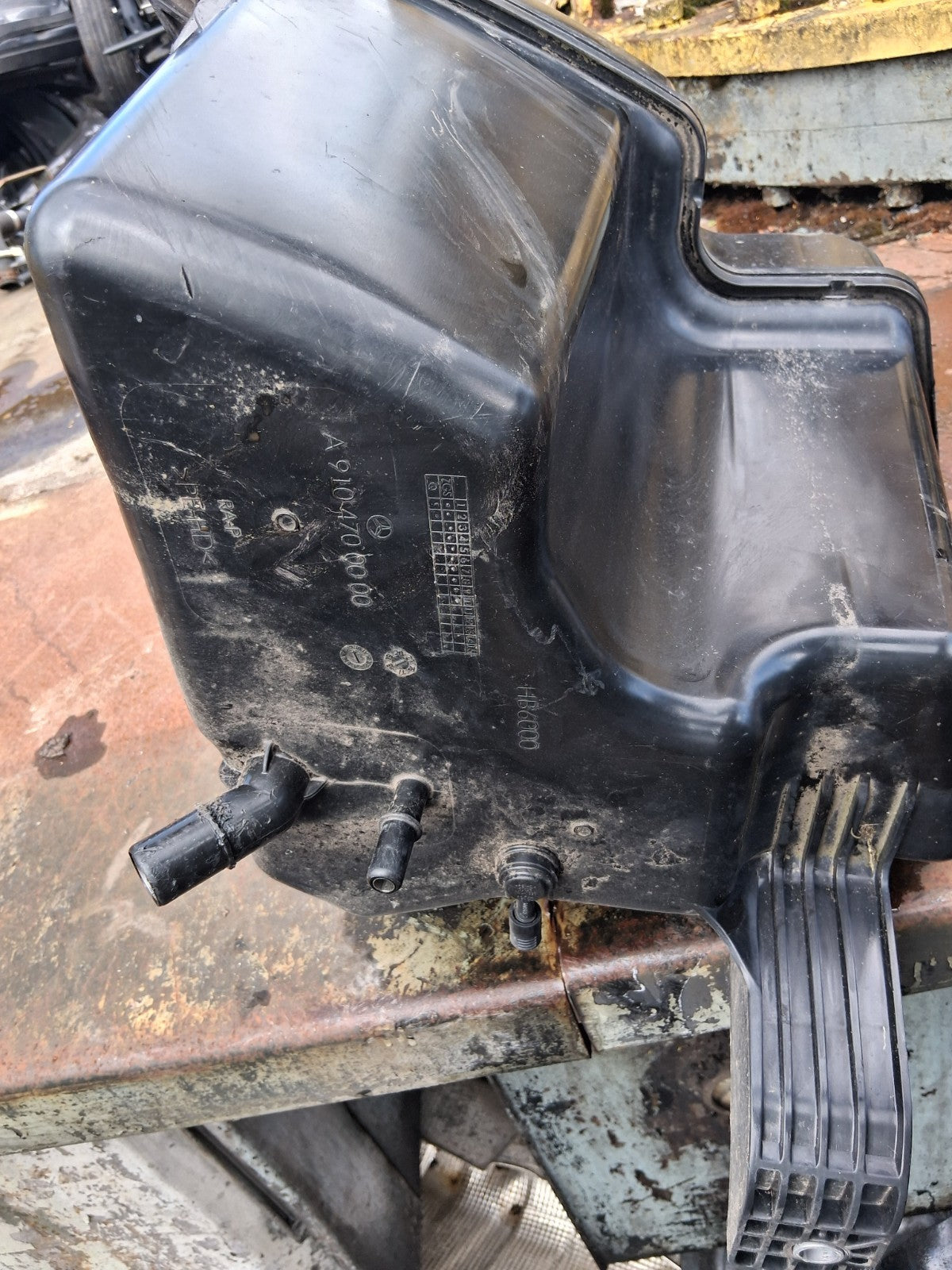 2020 MERCEDES SPRINTER W907 2.1 DIESEL ADBLUE TANK PUMP A0994711300 A9104700000