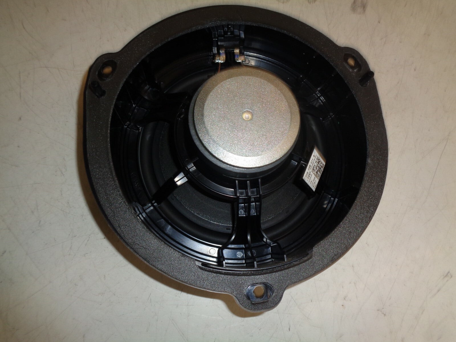AUDI A3 8V 2017 5 DOOR S-LINE OSR DRIVER SIDE REAR DOOR SPEAKER 8V4036411B