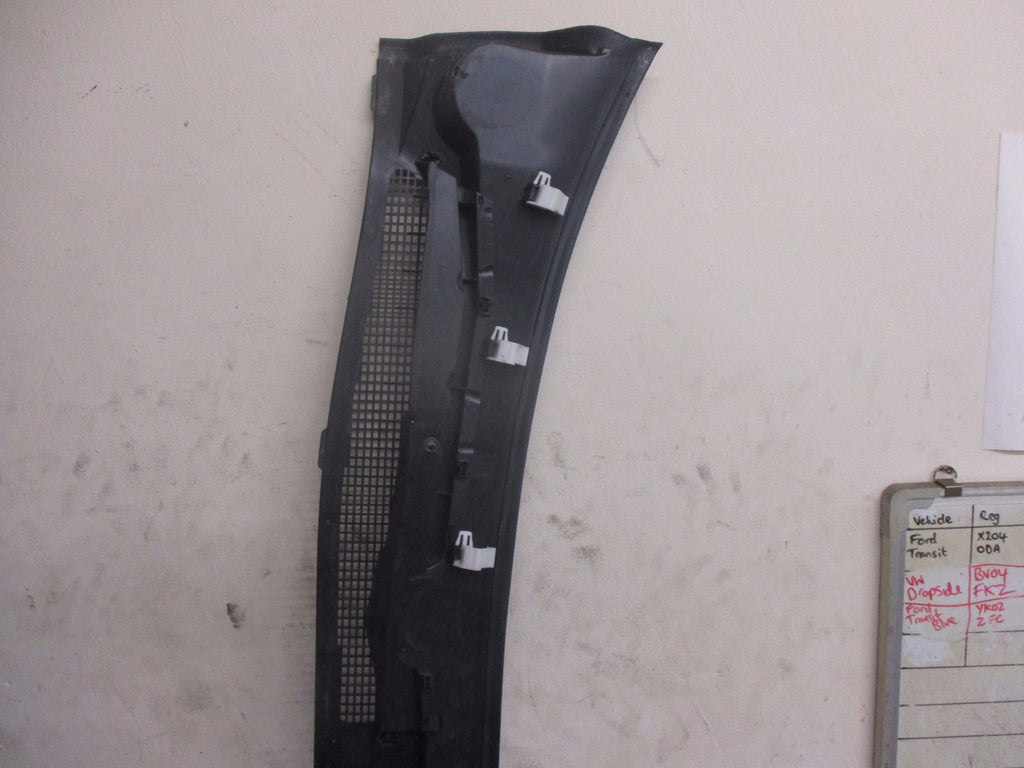 RENAULT MEGANE 2013 MK3 FRONT WINDSCREEN PLASTIC SCUTTLE UNDER PANEL 668110006R