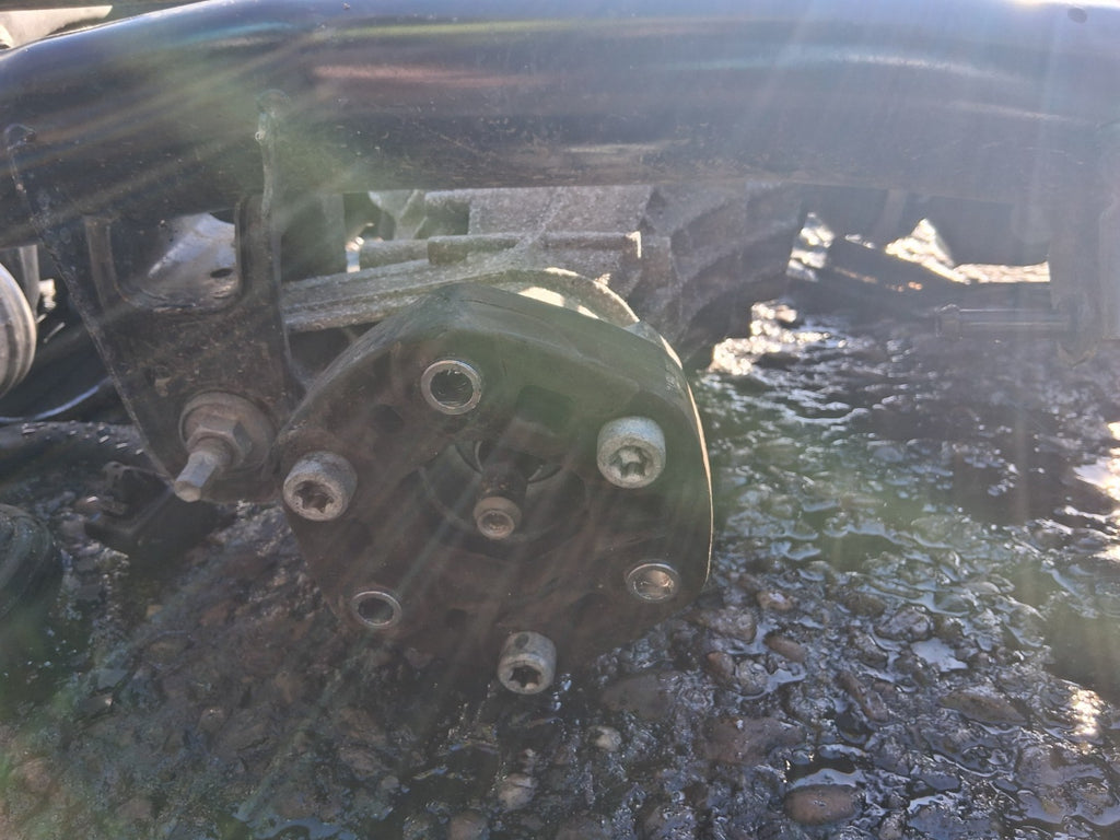 2022 ALFA ROMEO STELVIO 949 2.0 PETROL COMPLETE REAR AXLE DIFF HUB DISC TYPE