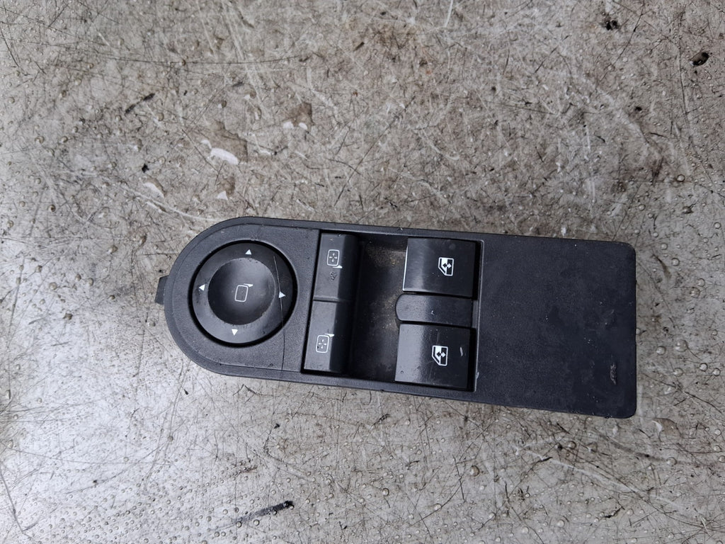2008 VAUXHALL ZAFIRA B OSF DRIVER SIDE FRONT RIGHT WINDOW CONTROL SWITCH 1322870