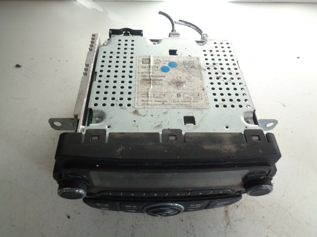 VAUXHALL CORSA E MK4 2016 1.2 PETROL RADIO CD PLAYER HEAD UNIT 39012674