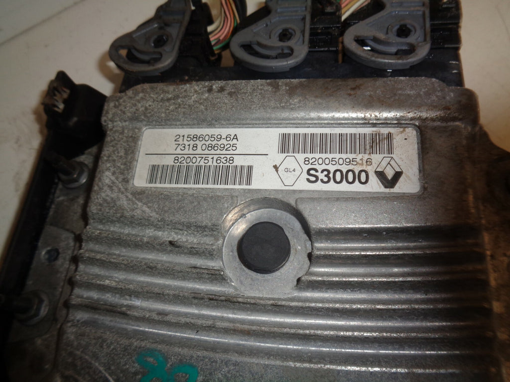 RENAULT MEGANE MK2 2008 1.9 DCI ENIGNE ECU MODULE UNIT 8200751638