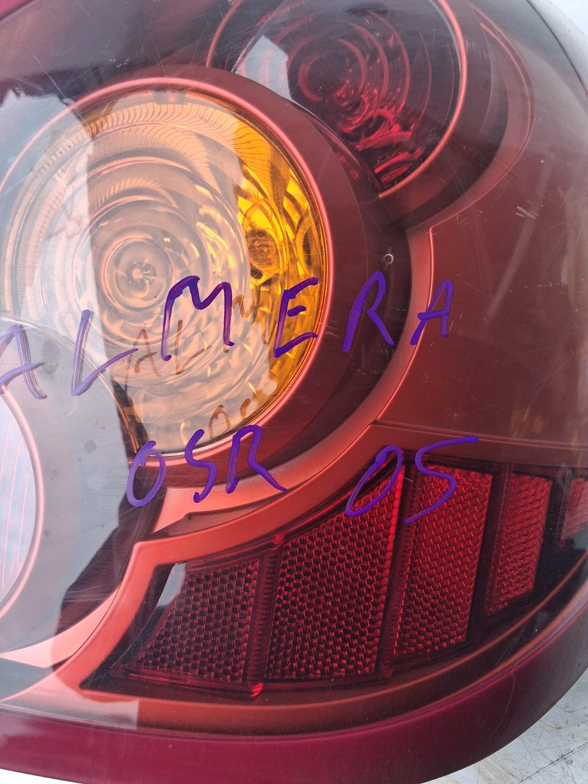 2005 NISSAN ALMERA OSR OFF RIGHT DRIVER SIDE REAR LIGHT